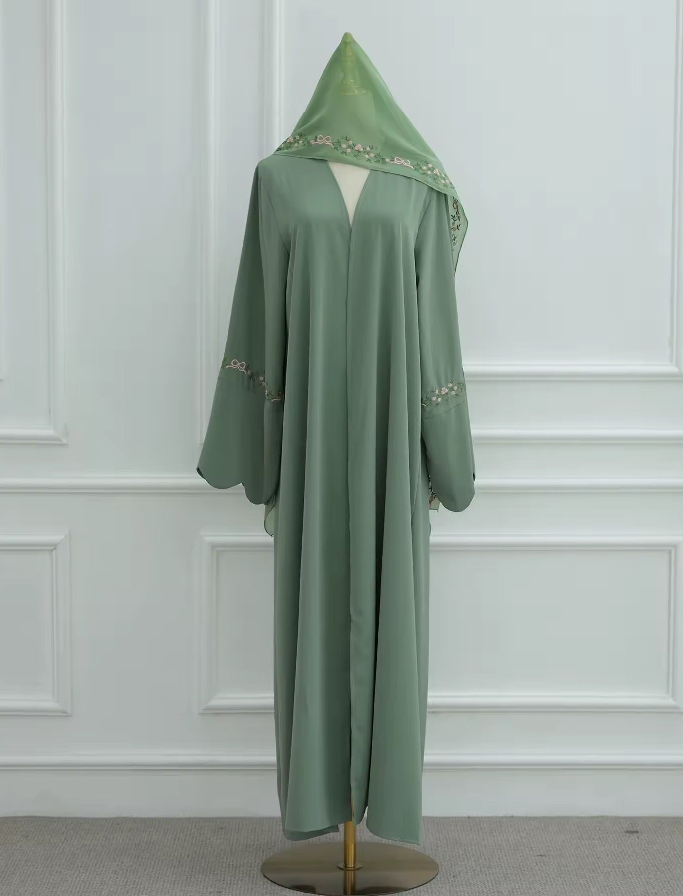 Alya Abaya and Hijab Set in Green