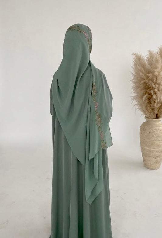 Alya Abaya and Hijab Set in Green